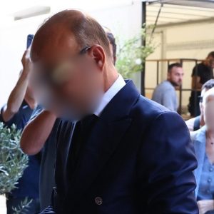 Οι γιατροί θα καταθέσουν προσφυγή κατά της προφυλάκισης τους για τον θάνατο του Μαζωνάκη, «έχουν κακοποιηθεί βάναυσα τα δικονομικά δικαιώματά τους»