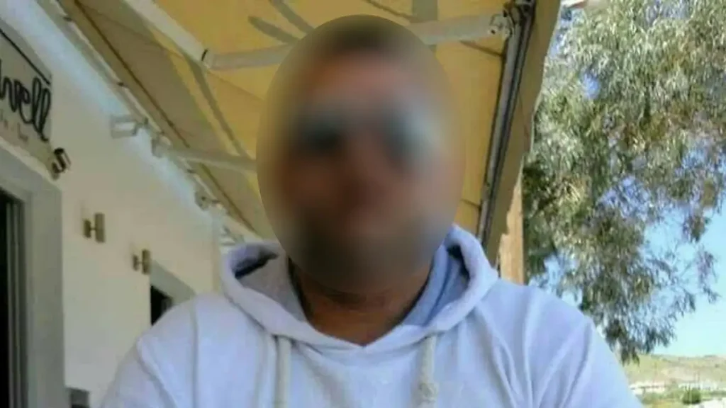 Καμία γυναίκα δεν θέλει να βγάλει στον κόσμο ένα τέτοιο παιδί, λέει η μάνα του 43χρονου από την Κυψέλη