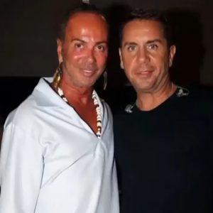 Λάκης Γαβαλάς: Ο Γιώργος Μαζωνάκης ερχόταν να με δει στη φυλακή, έκλαιγα 4-5 μέρες για τον θάνατό του