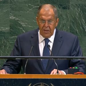 «Πυρά» Λαβρόφ από ΟΗΕ: «Η Ευρώπη κάνει τα πάντα για να αποτρέψει τις ειρηνευτικές διαπραγματεύσεις στην σύγκρουση Ρωσίας – Ουκρανίας»
