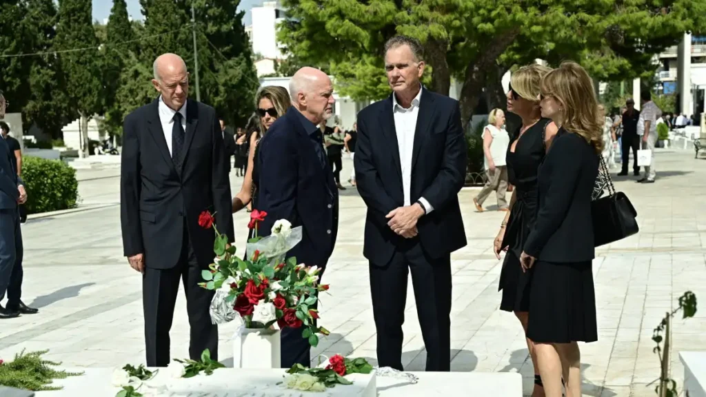 Κηδεία Μαργαρίτας Παπανδρέου: Οι συγκλονιστικοί επικήδειοι των γιων της – «Ήσουν μια γαλήνη μέσα στη φουρτούνα»