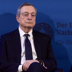 Αιχμές Ντράγκι κατά ΕΕ για την «αργή» ενσωμάτωση της ΑΙ – Το παράδειγμα των ΗΠΑ και η πιθανή λύση