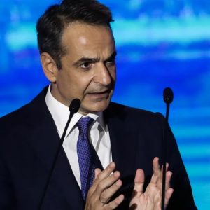 Ο Μητσοτάκης θα εξαγγείλει στη ΔΕΘ 12 μέτρα που θα απλώνονται ως τις εκλογές - Σκέψεις για κάλπες τέλη Μαΐου, αρχές Ιουνίου