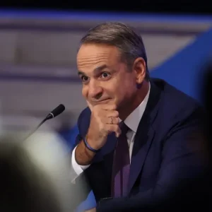 Καρφί Μητσοτάκη σε Τσίπρα: Τζάμπα πήγε το rebranding, το 2014 ήταν αυταπάτη, τώρα είναι απάτη -Η μπηχτή για το ΠΑΣΟΚ