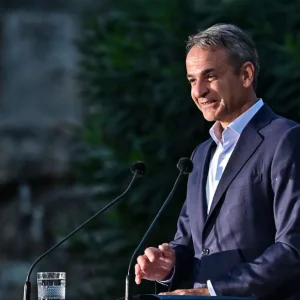 Μητσοτάκης από Κεραμεικό: Στη σημερινή εποχή η δημοκρατία μας αμφισβητείται από πολλούς διαφορετικούς πόλους