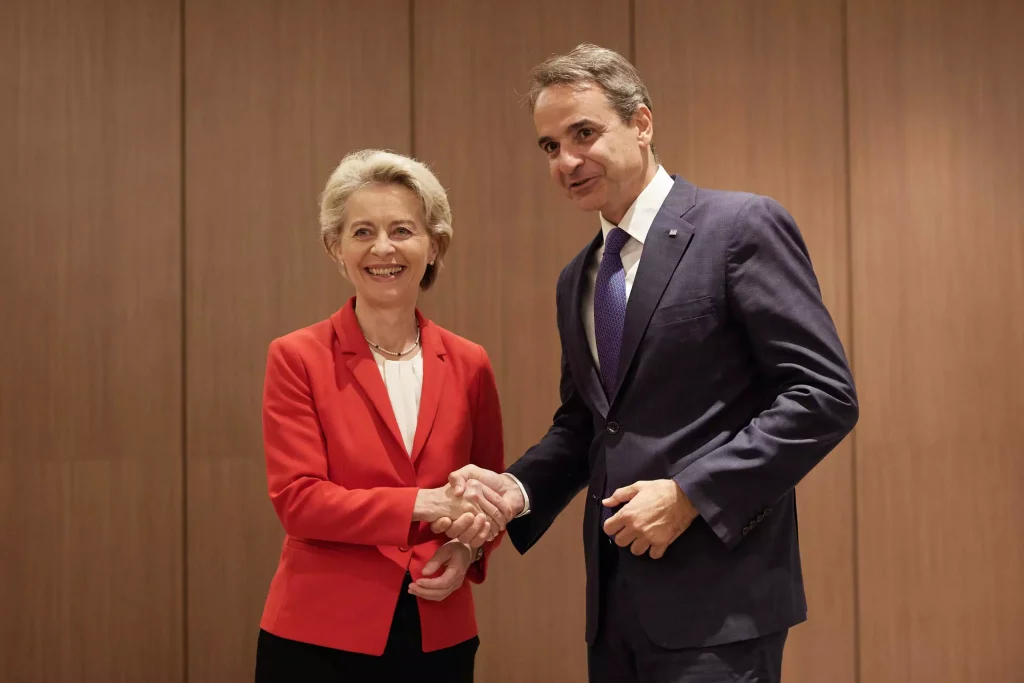 Bloomberg: Η επιστολή Μητσοτάκη στην Ούρσουλα φον ντερ Λάιεν για το ενεργειακό κόστος -Τα μέτρα που ζητά η Ελλάδα να λάβει η ΕΕ