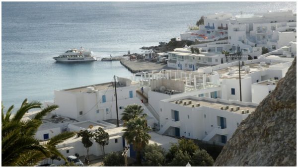 Πολεοδομία Μυκόνου: Νέες αποκαλύψεις για το πώς λειτουργούν τα κυκλώματα – Η κομπίνα με τα πρόστιμα-«χάδια»