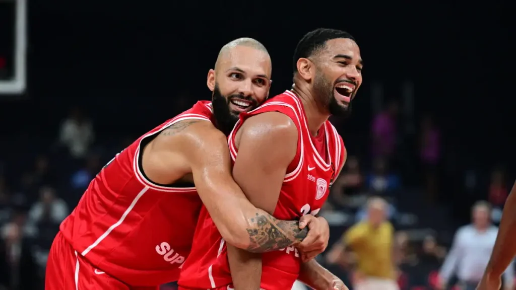 Ολυμπιακός – Φενερμπαχτσέ 92-90: Θρυλική ανατροπή και πρόκριση στον τελικό του Super Cup της Euroleague