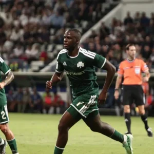 Καλαμάτα – Παναθηναϊκός 0-1: Ο Τετέι πέτυχε τρομερό γκολ και το «τριφύλλι» έκανε το 5/5 στη Super League
