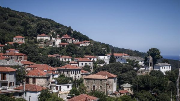 «Thessaly Pass 2026» και «Evros Pass 2026»: Πότε αρχίζουν οι αιτήσεις και ποιοι είναι δικαιούχοι – Τα ποσά των voucher