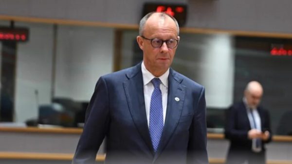 Παραίτηση του καγκελάριου Μερτς ζητά το 55% των πολιτών στην Γερμανία σύμφωνα με δημοσκόπηση