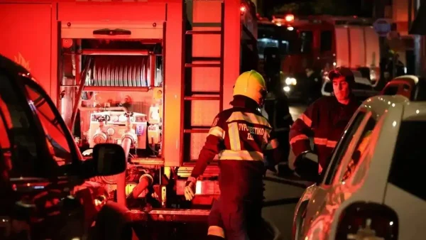 Πυρκαγιά σε διαμέρισμα στο Χαλάνδρι – Ισχυρές δυνάμεις στο σημείο