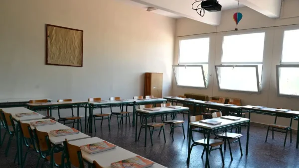 Ζάκυνθος: Παραμένουν οι ψύλλοι στο δημοτικό σχολείο του Αγίου Λέοντα παρά τις συνεχείς απεντομώσεις