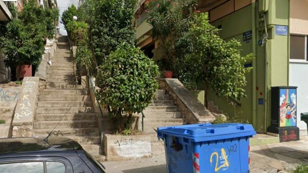 Τριτοκοσμικές εικόνες σε οδούς της Λαμίας