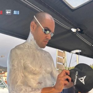 Ιστορικό κατόρθωμα: Ο Σπύρος Χρυσικόπουλος έγινε ο πρώτος άνθρωπος που κολύμπησε από την Ελλάδα στην Ιταλία