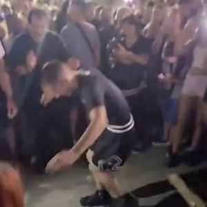 Μαζωνάκης: Ένας κύκλος, ένα ζεϊμπέκικο και τα «Δύσκολα Φεγγάρια» στο τελευταίο αντίο