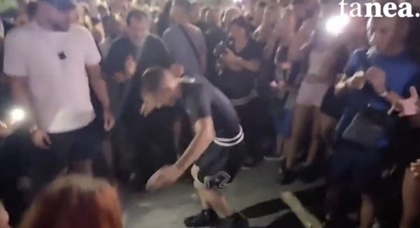 Μαζωνάκης: Ένας κύκλος, ένα ζεϊμπέκικο και τα «Δύσκολα Φεγγάρια» στο τελευταίο αντίο