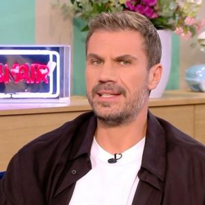 Άκης Πετρετζίκης: «Έκλεισα τα μαγαζιά μου ενώ ήταν κερδοφόρα – Νιώθω πραγματικά αυτοδημιούργητος»