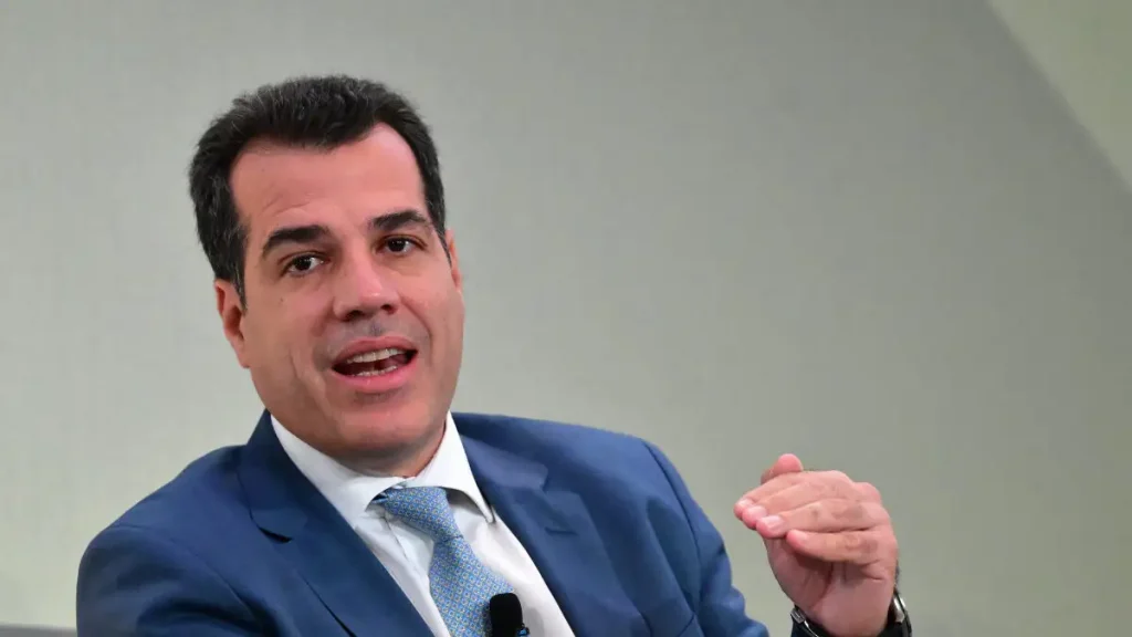 Πλεύρης: Το ΠΑΣΟΚ κάνει σπέκουλα – «Πήρα ιατρικές συμβουλές, δεν υπήρχε συνεργασία»