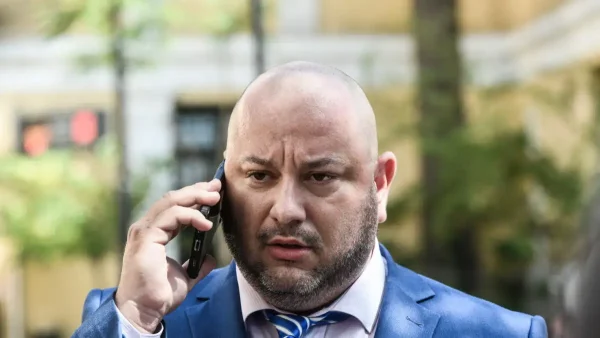 Ανδρέας Θεοδωρόπουλος: Προϊόν AI το ηχητικό που ακούγεται να χτυπάω τον γιο μου – Είναι όλα στημένα