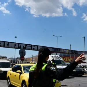 Καισαριανή: 48χρονος επιτέθηκε σε δύο γυναίκες τροχονόμους που του έκοψαν κλήση – «Δεν θα γράψεις εσύ εμένα»