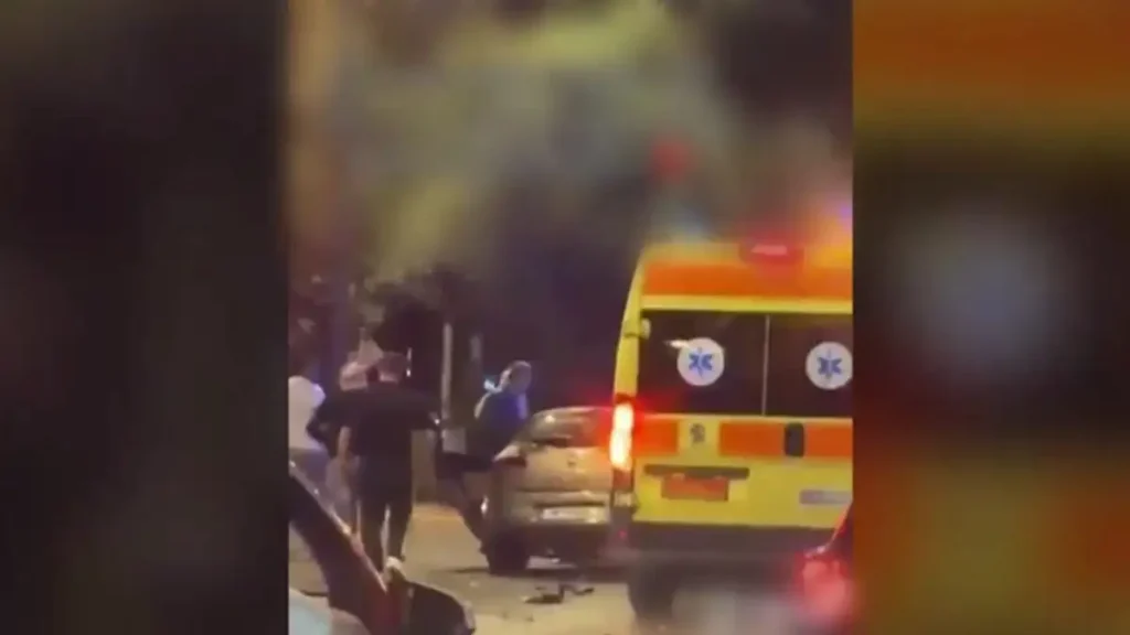 Φοβερό τροχαίο με τρεις νεκρούς και δυο πολύ σοβαρά τραυματίες - Αυτοκίνητο με πέντε νεαρούς ανατράπηκε στην Ποσειδώνος