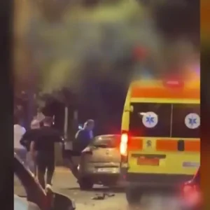 Φοβερό τροχαίο με τρεις νεκρούς και δυο πολύ σοβαρά τραυματίες - Αυτοκίνητο με πέντε νεαρούς ανατράπηκε στην Ποσειδώνος