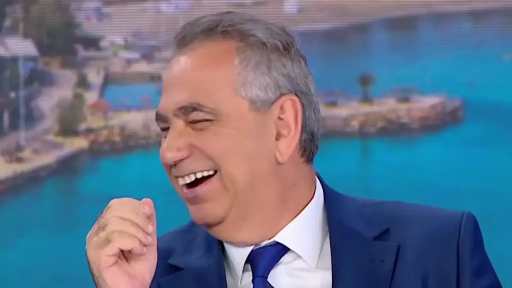 Βασίλης Χιώτης: «Μείνετε συντονισμένοι στον ΣΚΑΪ» – Το επικό σαρδάμ στον «αέρα»