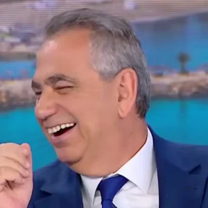 Βασίλης Χιώτης: «Μείνετε συντονισμένοι στον ΣΚΑΪ» – Το επικό σαρδάμ στον «αέρα»