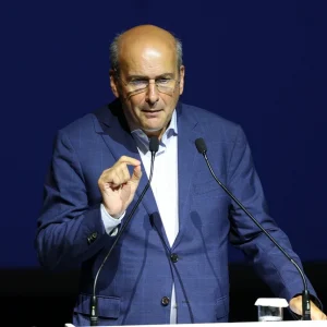 Χατζηδάκης: Εθνική επιτυχία η αναγνώριση στις Βρυξέλλες των προσπαθειών για περιορισμό της γραφειοκρατίας
