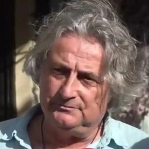 Πρώην πελάτισσα υπνοθεραπευτή: «Μου έλεγε πως ο πατέρας μου μπορεί να έχει μετενσαρκωθεί σε μένα»