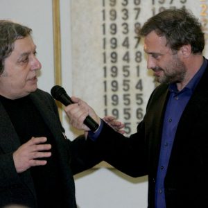 «Είναι σαν το Πάτερ Ημών, ένας μοναχικός θρήνος, δεν είναι χορός για γυναίκες»: Όταν ο Διονύσης Χαριτόπουλος έδινε τον ορισμό για το ζεϊμπέκικο