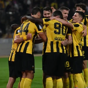 ΑΕΚ – Παναιτωλικός 5-0: «Πολυβόλα» στην Allwyn Arena και επιστροφή στις νίκες για την Ένωση