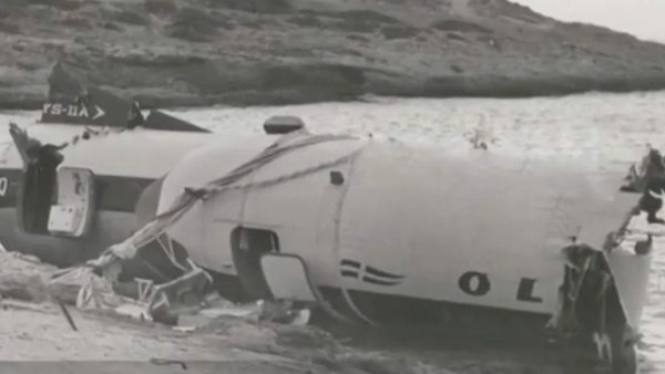 Το αεροπλάνο της Ολυμπιακής που συνετρίβη λίγο πριν προσγειωθεί - «Μπαίνω στο σύννεφο και μόλις βγω προσγειώνομαι αμέσως»