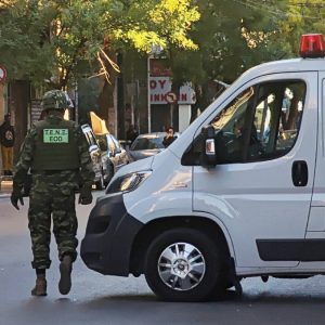 Επίθεση με χειροβομβίδα που δεν εξερράγη σε καφετέρια στον Άγιο Παντελεήμονα Αττικής - Η επιχείρηση είχε γίνει στόχος και τον Σεπτέμβριο