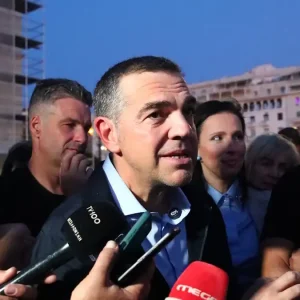 Ψαράδες την «είπαν» στον Τσίπρα: «Για κάθε τρεις υπάρχουν 400 Τούρκοι, φταίτε κι εσείς που λέτε ότι δεν υπάρχουν σύνορα στη θάλασσα»