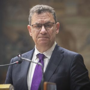 Φλόριντα: Αγωγή σε βάρος της Pfizer και του Μπουρλά για το εμβόλιο κατά του κορονοϊού