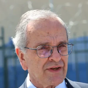 Αντώνης Σαμαράς: Νέο χτύπημα κατά της ΝΔ, ανήμερα των γενεθλίων της – «Τους πήρε το ποτάμι, αυτή τη φορά δεν μπορούν να το μπαζώσουν»