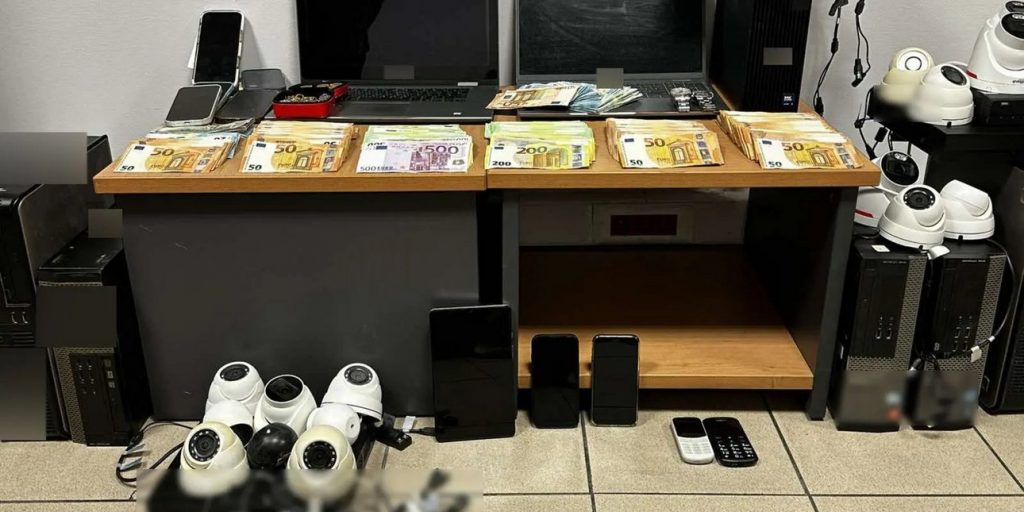 Κύκλωμα παράνομου τζόγου στη Θεσσαλονίκη: Οι αρχηγοί με ένα κλικ αποφάσιζαν ποιος θα κερδίσει -Είχαν κουμπί πανικού για την αστυνομία