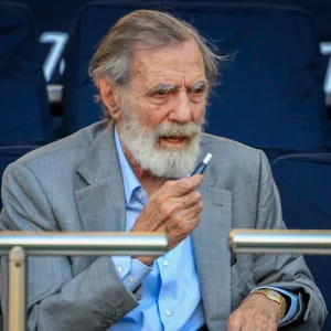 Ο πολιτικός κόσμος αποχαιρετά τον Γιώργο Βαρδινογιάννη: «Σημαντικός Ελληνας, εμβληματικός πρόεδρος»