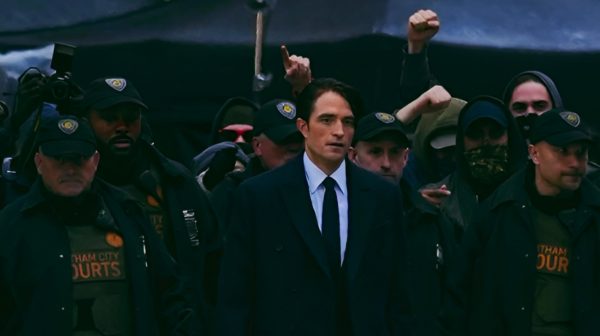 Διακόπηκαν προσωρινά τα γυρίσματα του «The Batman Part II» στο Λονδίνο