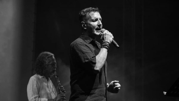 Λαμία: Ο Δημήτρης Μπάσης έρχεται στο The Blind Pig για μια ξεχωριστή live βραδιά