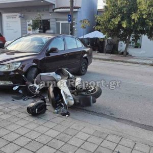 Τροχαίο με μηχανάκι το πρωί στη νότια Λαμία - Στο νοσοκομείο ο δικυκλιστής - Δείτε εικόνες