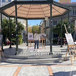Εγκαίνια σήμερα για την έκθεση φωτογραφίας που "ζωντανεύει" τις ημέρες Απελευθέρωσης της Λαμίας