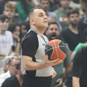 Τι είπε ο Ηλίας Κορομηλάς στον ανακριτή για τα €102.000 ευρώ στο σπίτι του: Επικαλέστηκε αμοιβές από διεθνή παιχνίδια