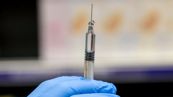 Θεοδώρα Ψαλτοπούλου: «Νωρίτερα ξεκίνησε η επιδημία της γρίπης, ποιοι πρέπει να εμβολιαστούν πρώτοι»