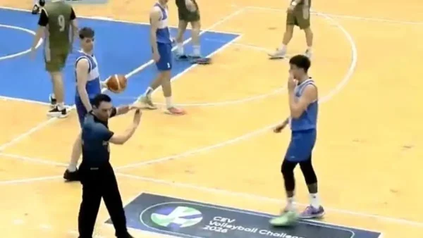 Σάλος για τα στημένα στα σχολικά πρωταθλήματα μπάσκετ: «Έχει στηθεί μία τεράστια βιομηχανία παραγωγής μορίων για τις πανελλαδικές»