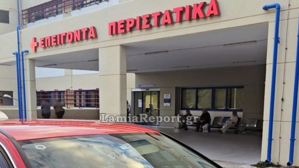 Έπεσε ξύλο σε πιάτσα ταξί στη Λαμία - Στα Επείγοντα του νοσοκομείου ένας ταξιτζής (ΒΙΝΤΕΟ)