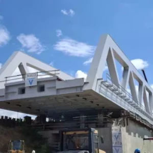 Μετέφεραν και εγκατέστησαν γέφυρα 2.200 τόνων στην Βουδαπέστη: Η απίστευτη επιχείρηση που κράτησε λίγες μέρες (ΒΙΝΤΕΟ)
