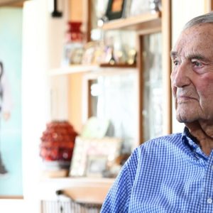 Γιάννης Βογιατζής: Έγινε 100 και αποκαλύπτει τον κανόνα που τον κράτησε δυνατό